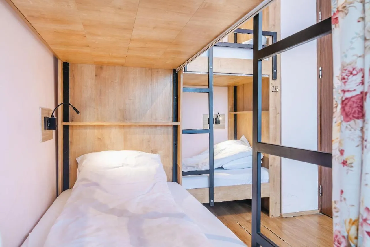 Pushkin 10 Hostel Tiflis