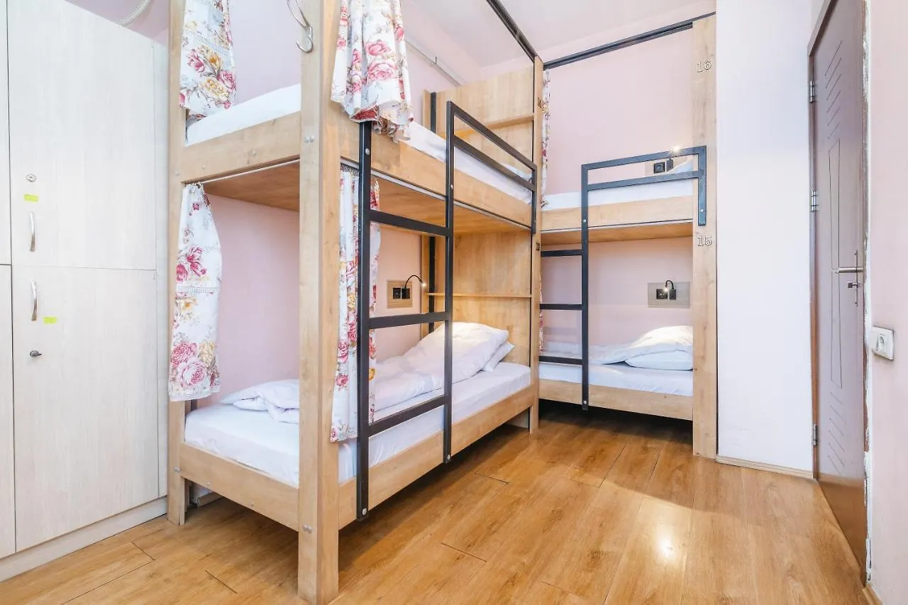 Pushkin 10 Hostel Tiflis