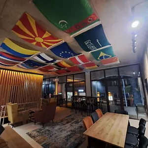 Karvi & Hostal Batumi